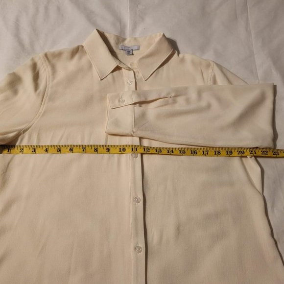 Cream tunic shirt by Halston, size medium - Picture 3 of 6